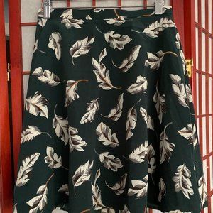 Leaf pattern circle skirt